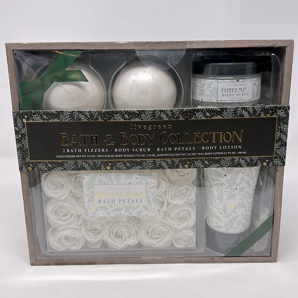 Live Green Set of 4 Bath Fizzers Body Lotion Body Scrub Bath Petals Bath Spa Set